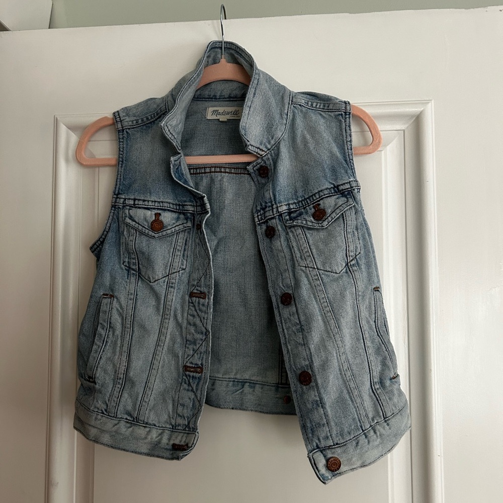 Top of Canadian tuxedo